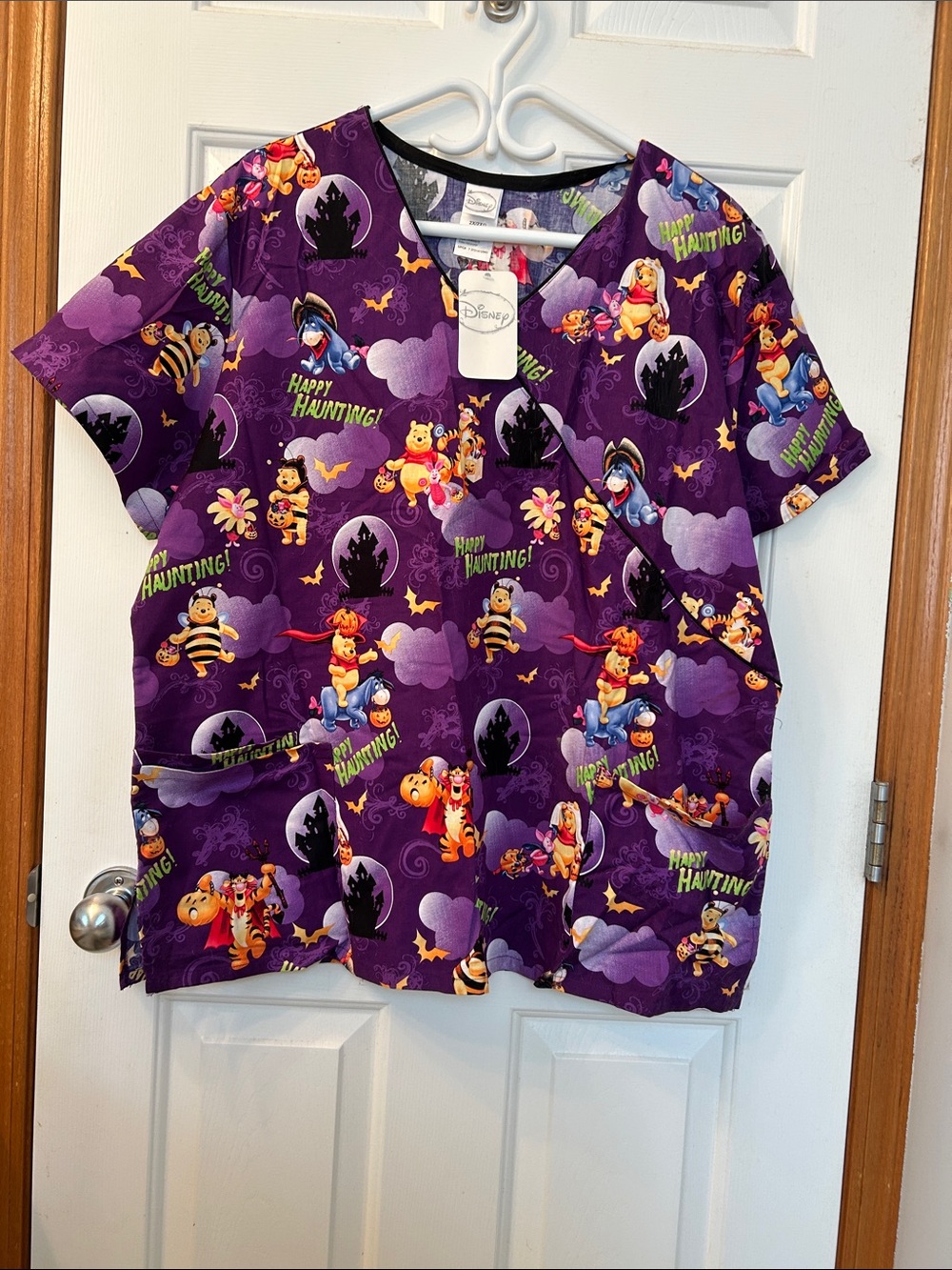 Disney Purple Winnie the Pooh and friends Halloween Print scrub top BN